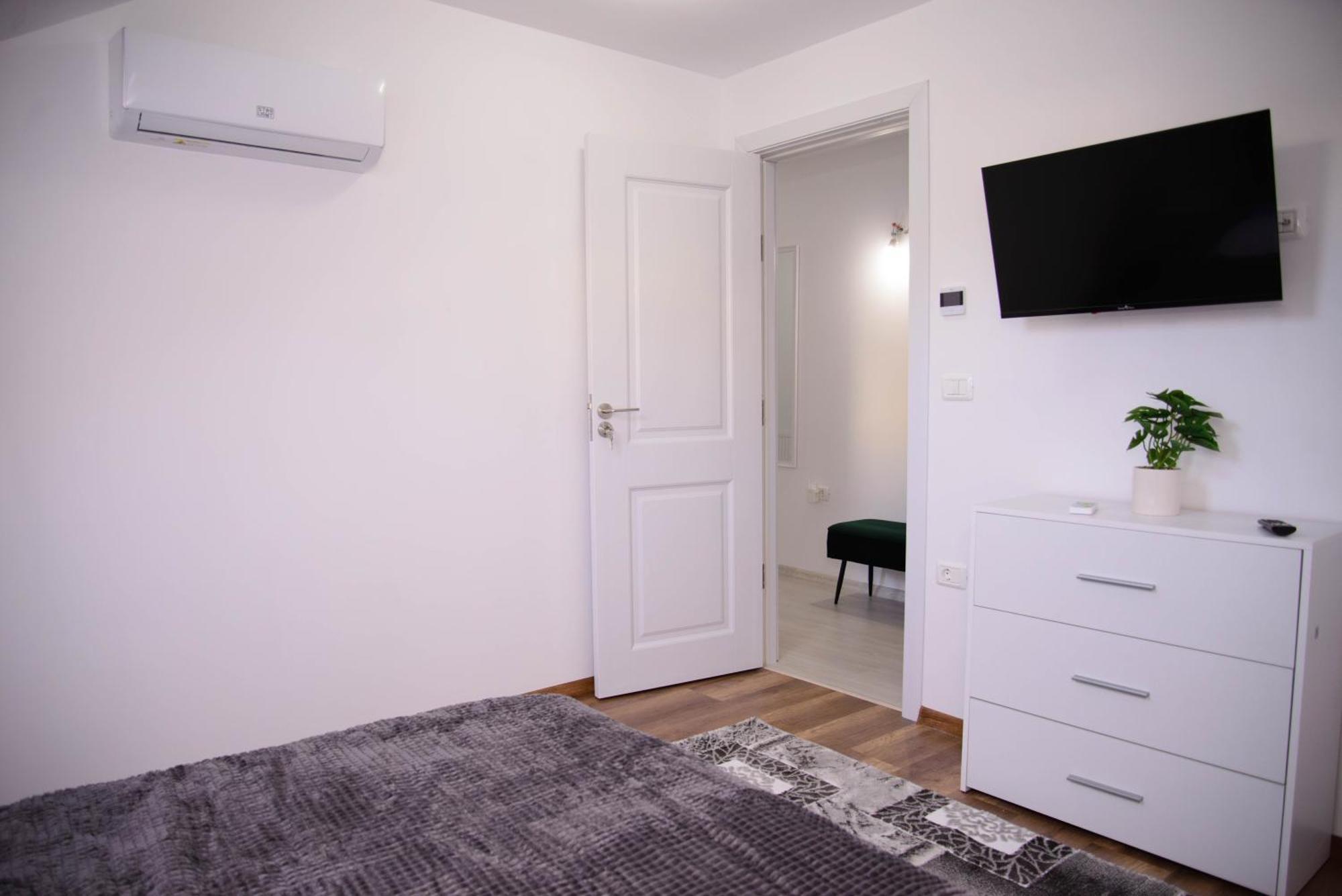 Lisia Residence #2 Piatra Neamţ Exterior foto